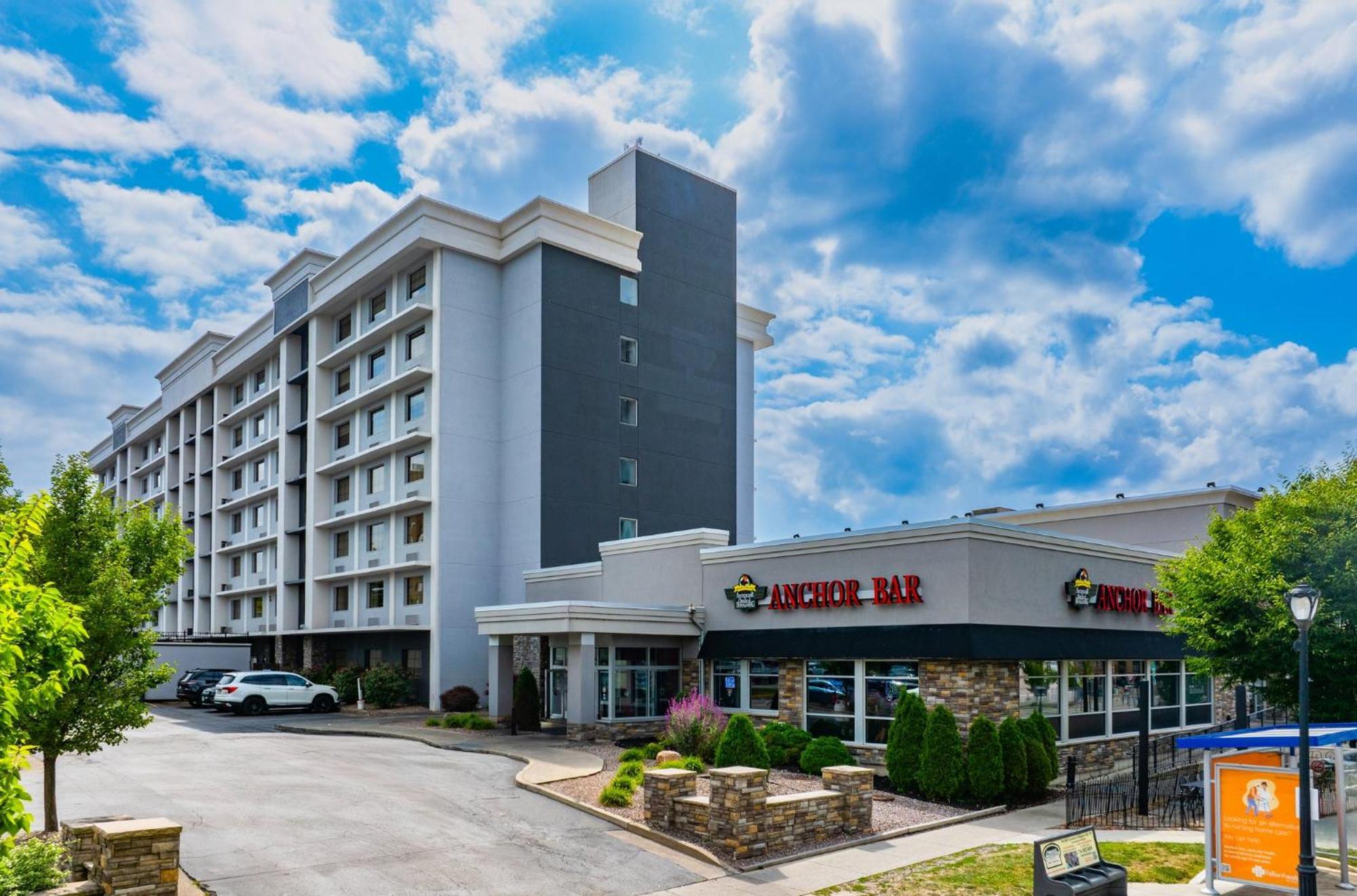 Holiday Inn Niagara Falls State Park Entry By Ihg Exterior photo