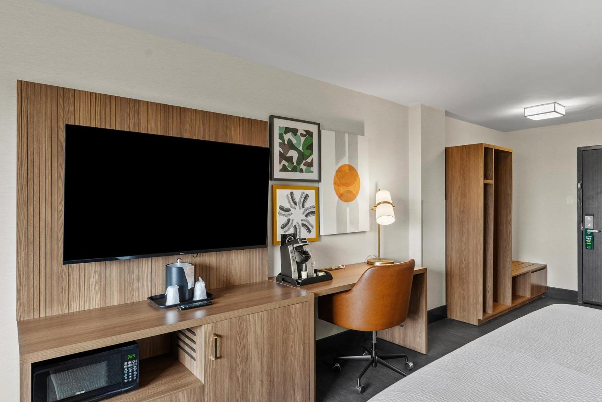 Holiday Inn Niagara Falls State Park Entry By Ihg Exterior photo