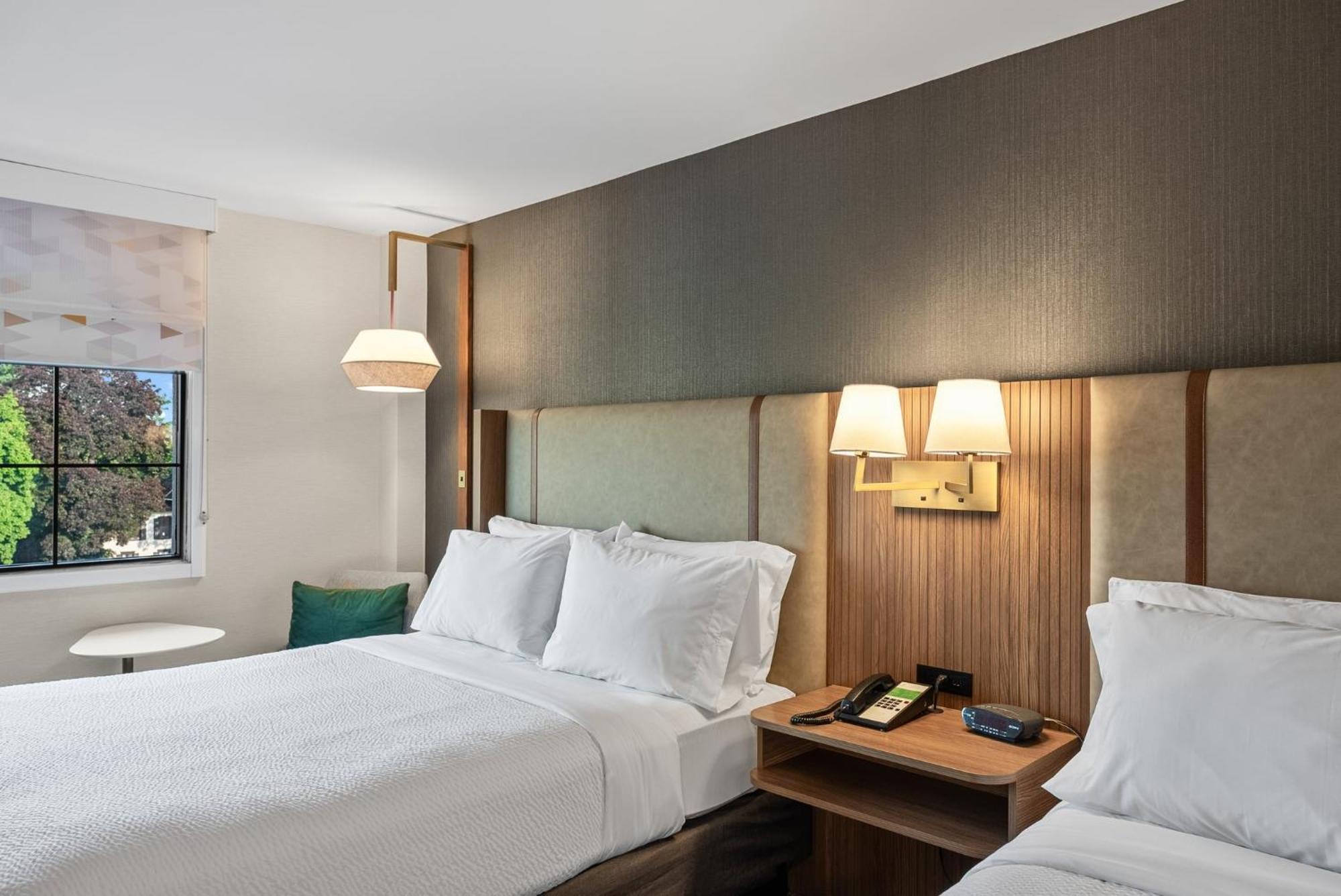Holiday Inn Niagara Falls State Park Entry By Ihg Exterior photo