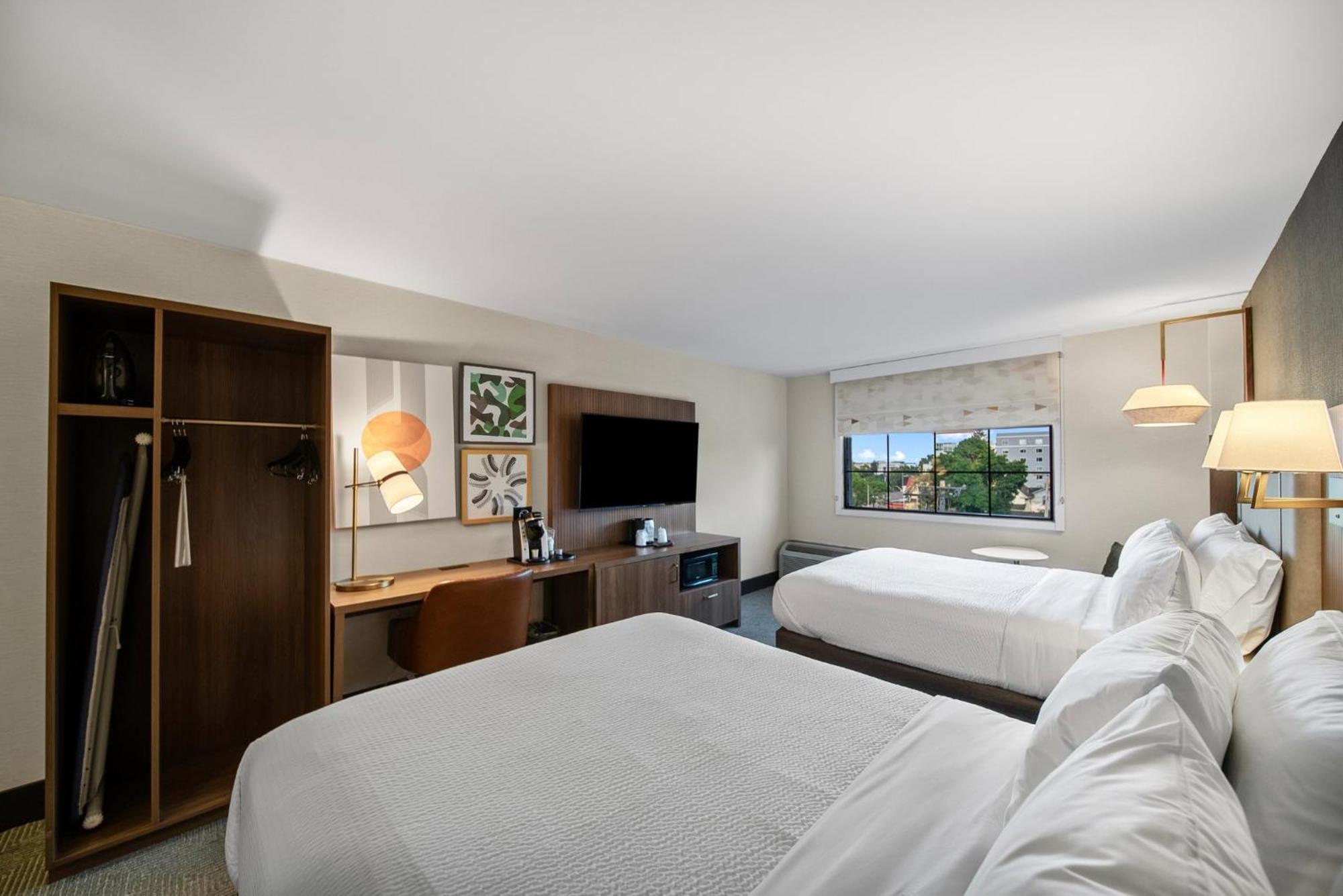 Holiday Inn Niagara Falls State Park Entry By Ihg Exterior photo